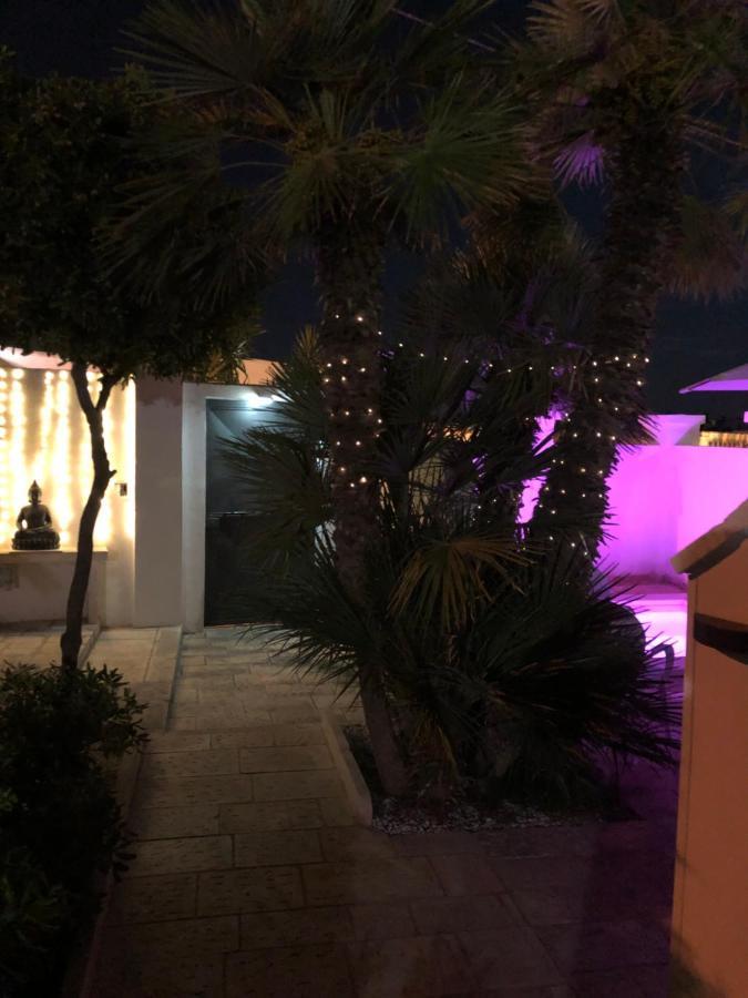 Le Due Pigne (Adults Only) Villa Таранто Екстериор снимка
