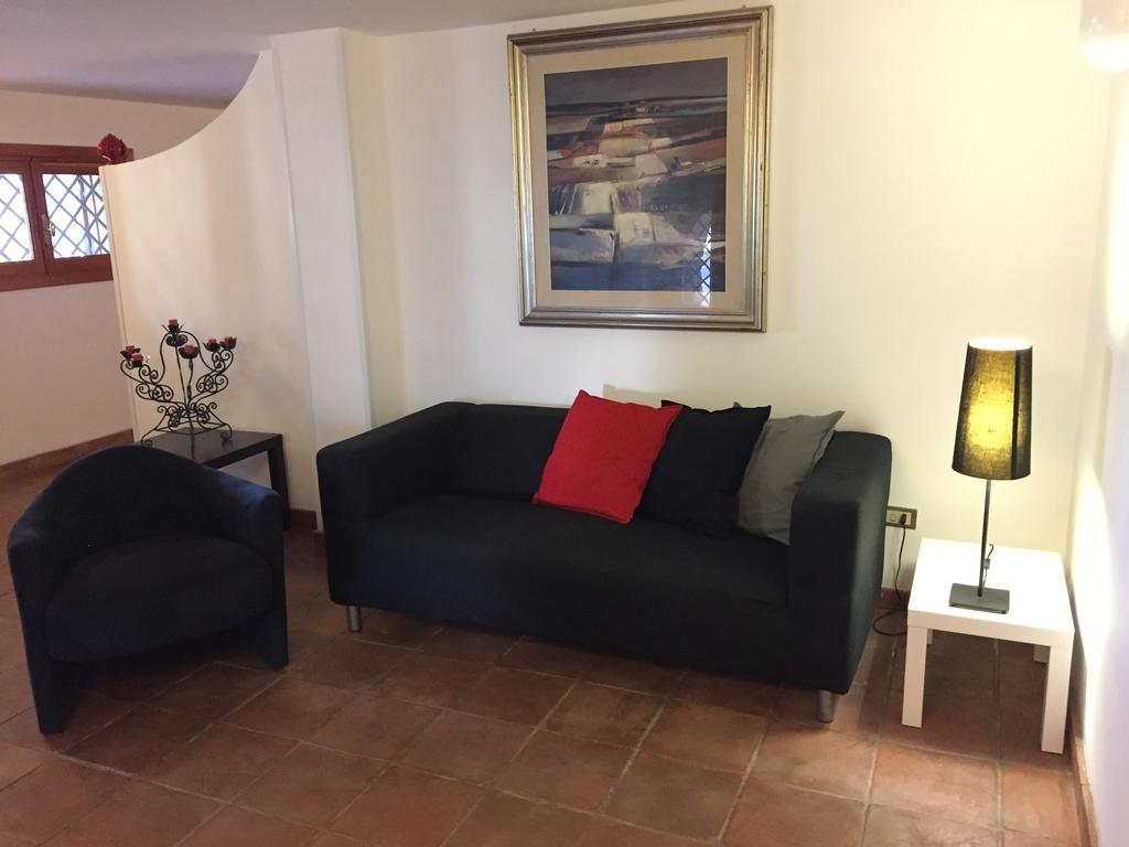 Le Due Pigne (Adults Only) Villa Таранто Екстериор снимка