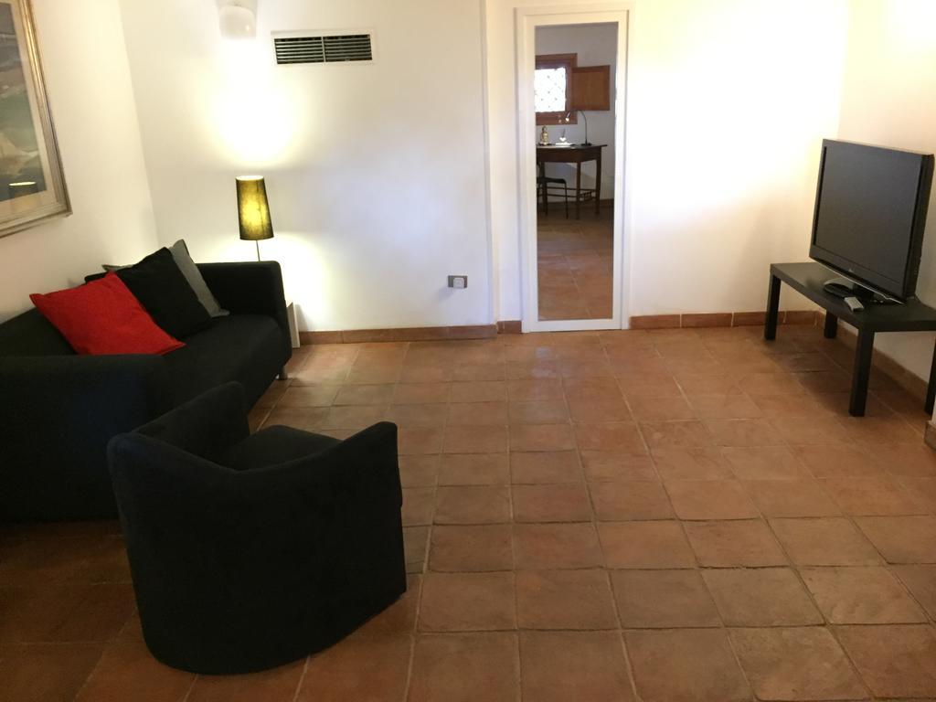 Le Due Pigne (Adults Only) Villa Таранто Екстериор снимка