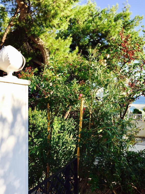 Le Due Pigne (Adults Only) Villa Таранто Екстериор снимка