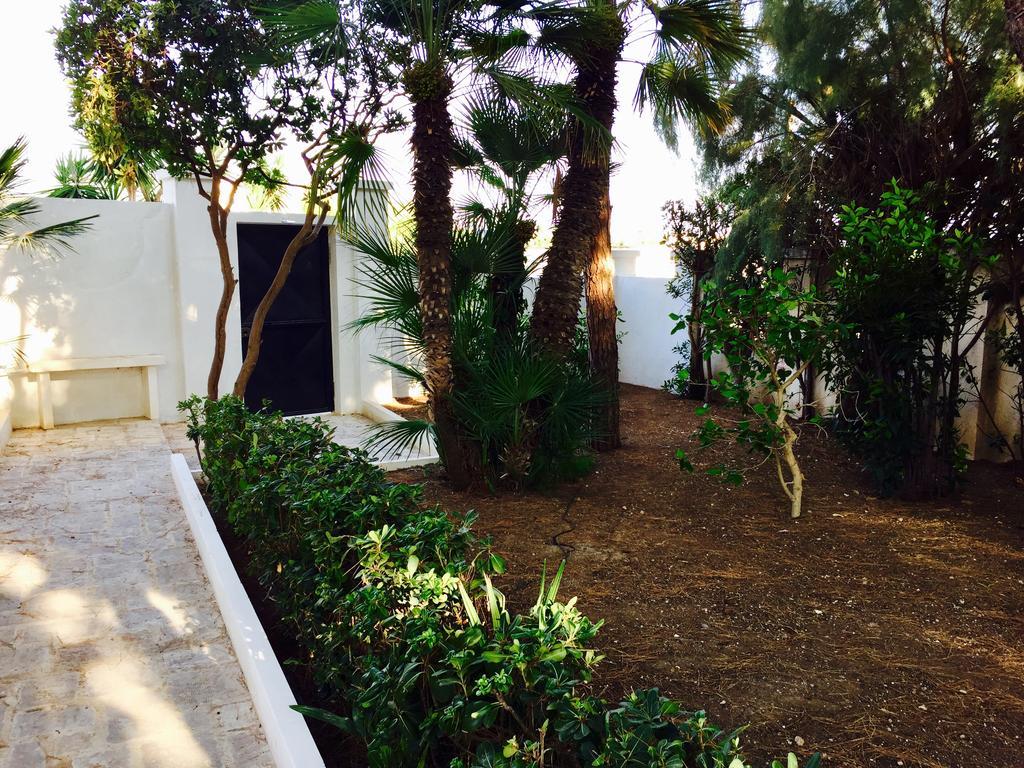 Le Due Pigne (Adults Only) Villa Таранто Екстериор снимка