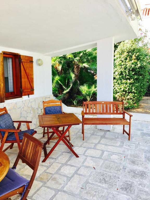 Le Due Pigne (Adults Only) Villa Таранто Екстериор снимка