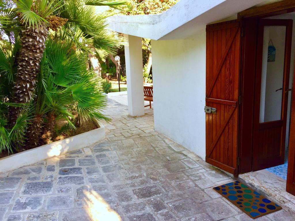 Le Due Pigne (Adults Only) Villa Таранто Екстериор снимка