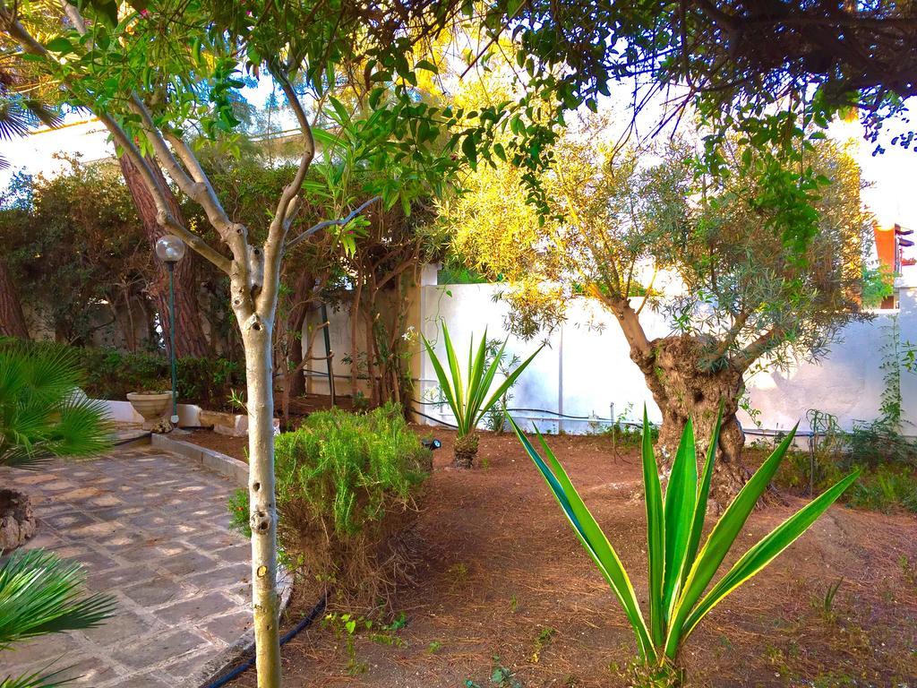 Le Due Pigne (Adults Only) Villa Таранто Екстериор снимка