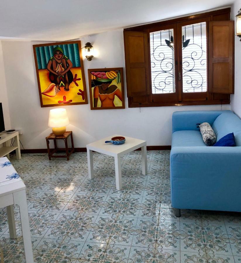 Le Due Pigne (Adults Only) Villa Таранто Екстериор снимка