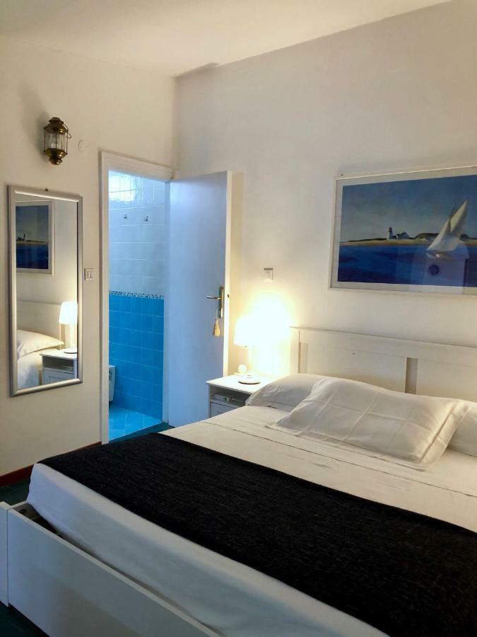 Le Due Pigne (Adults Only) Villa Таранто Екстериор снимка
