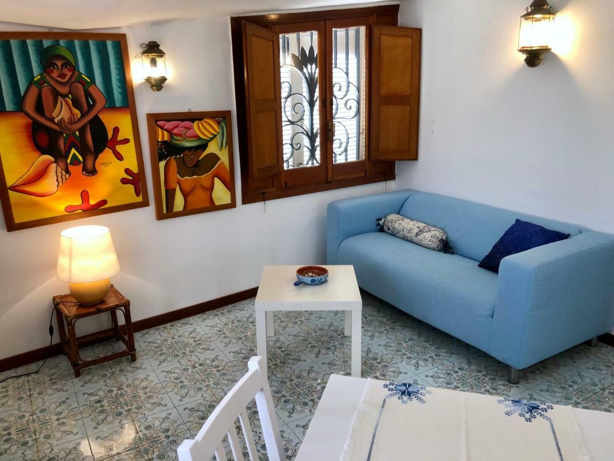 Le Due Pigne (Adults Only) Villa Таранто Екстериор снимка