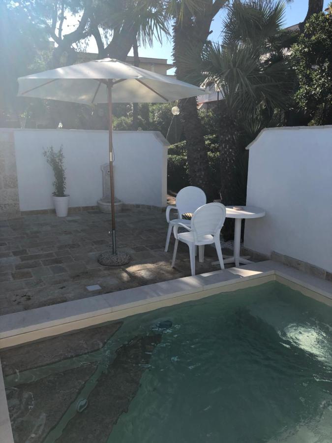 Le Due Pigne (Adults Only) Villa Таранто Екстериор снимка